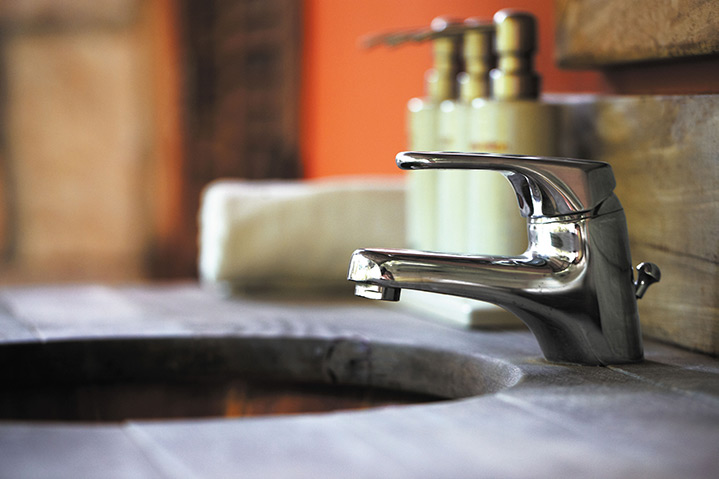 A2B Plumbers are able to fix any leaking taps you may have in Finchampstead. 
